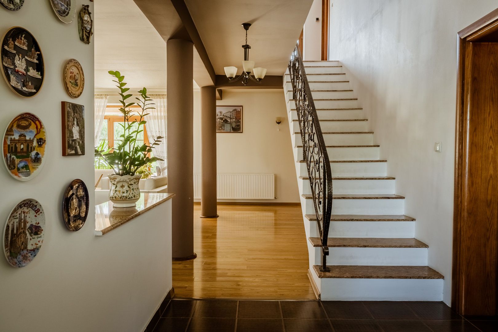 Vilă cu piscină în Fântânele - Poză 3