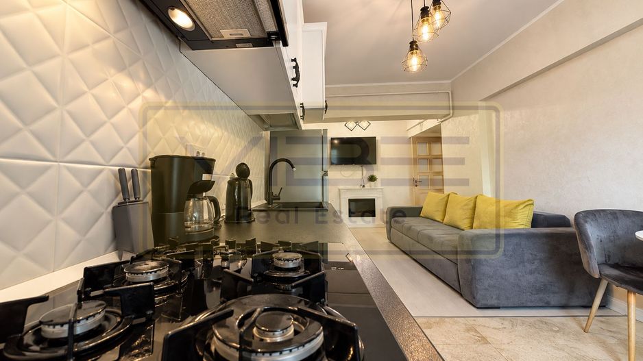 Apartament 2 camere Copou Royal Town - Poză 11