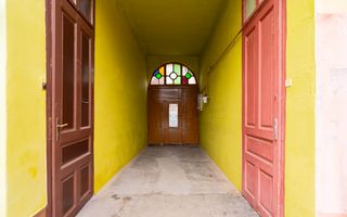 Apartament la casă, ultracentral– intimitate, curte proprie și garaj - Poză 6