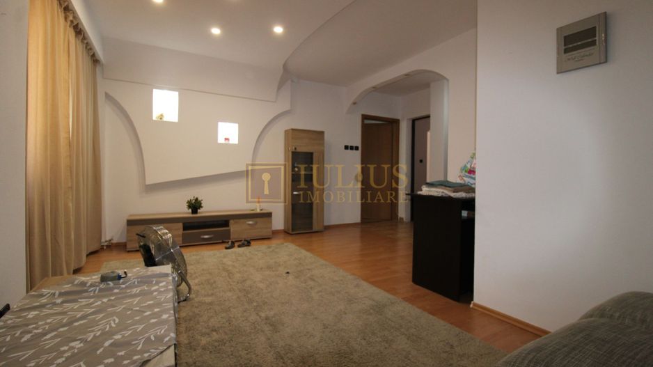 3 camere, etaj 1, centrala - Complex Studențesc - Poză 2