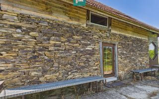 Casă de vacanță cu 2 corpuri si view în Dulcele - Poză 2
