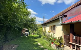 Casă la țară cu teren generos în satul Ruși - Poză 3