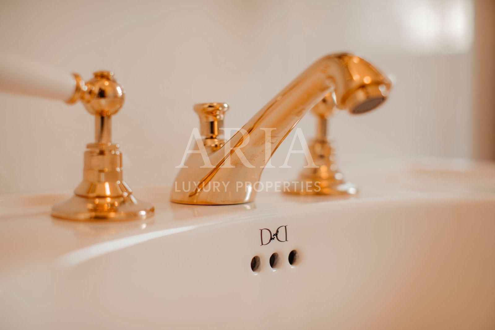 Refined living în centrul istoric al Bucureștiului - Poză 12