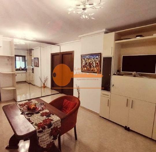 Apartament 2 camere de vânzare – Calea Moșilor, aproape de Bd. Dacia - Poză 1