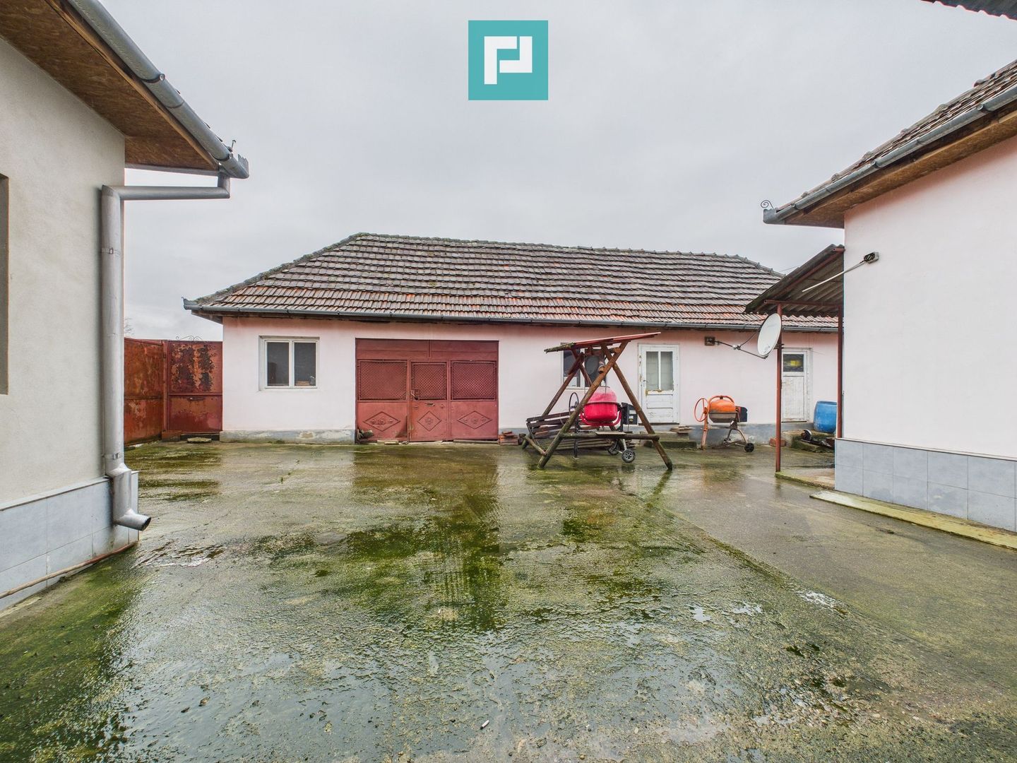 Casă modernă P+1, cu magazin, lângă orașul Sebiș - Poză 33