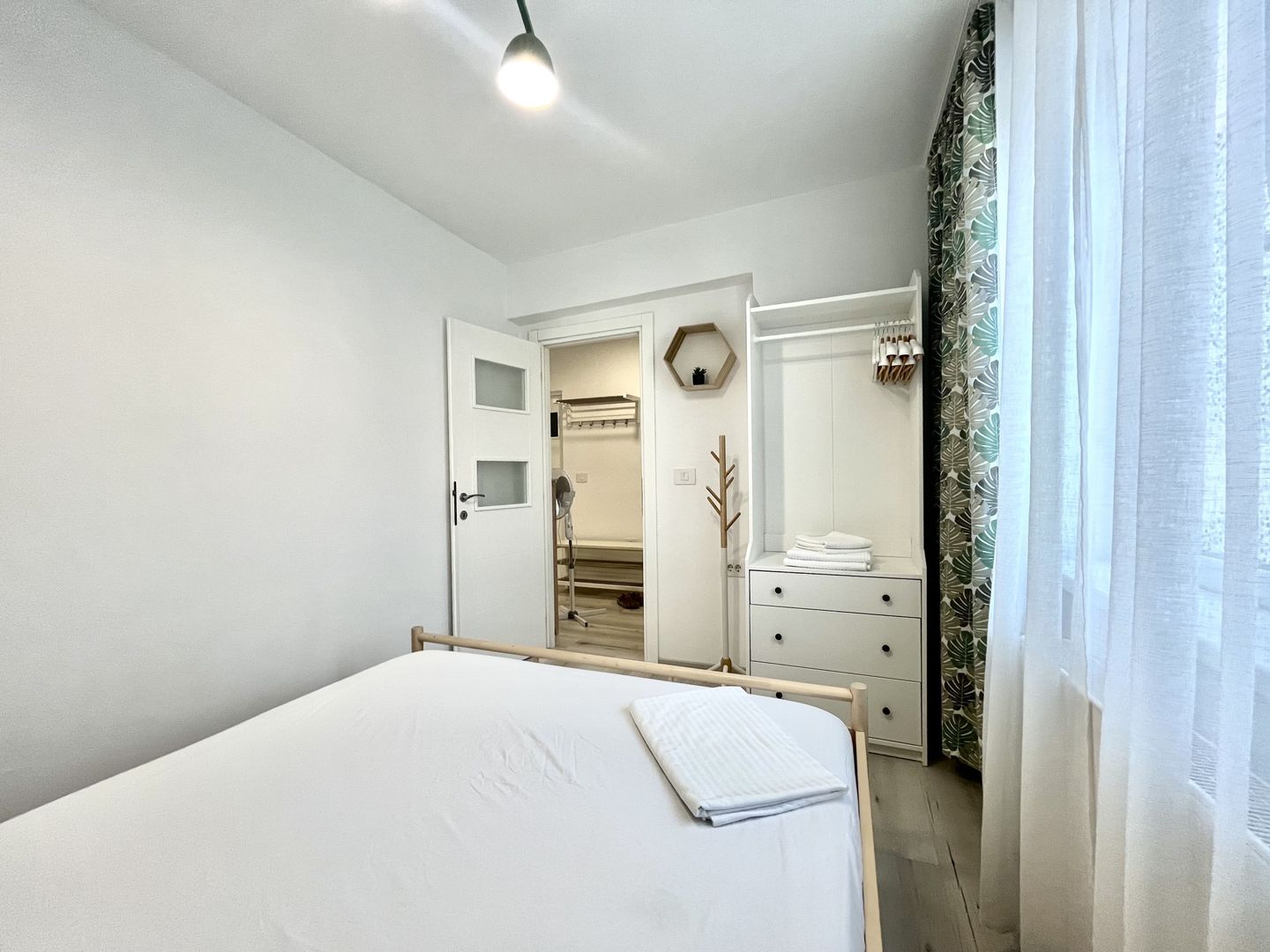 Apartament 3 camere, elegant si vibrant, in Piața Libertății - Poză 16