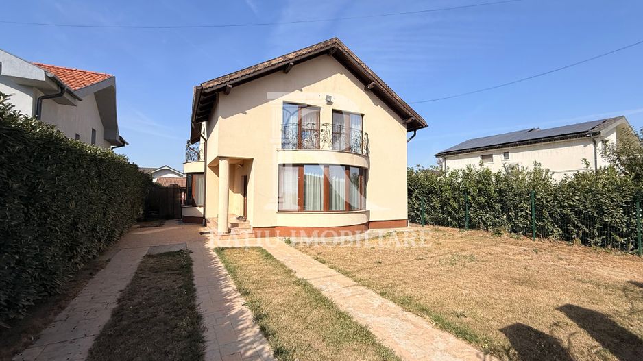 Casă spațioasă cu etaj | 204 mp | Teren 594 mp | Sântandrei - Poză 2