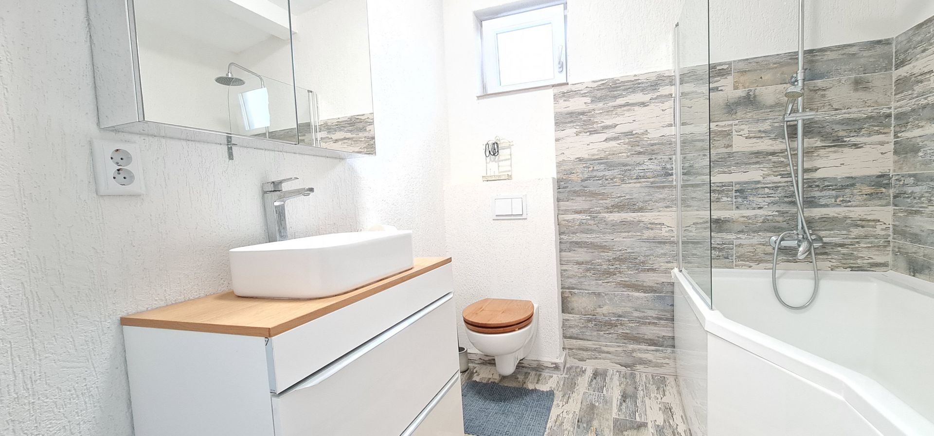 Casa 4 camere finalizata mobilata utilata cartier Izvor Tarlungeni - Poză 5