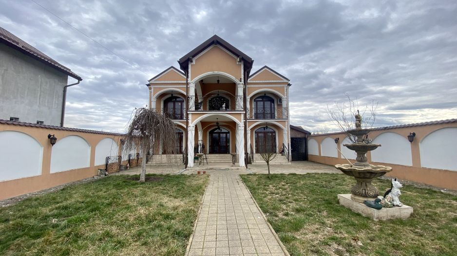 Casă cu teren generos de vânzare în Bod, la 10 minute de Brașov | 1.103 mp teren - Poză 2