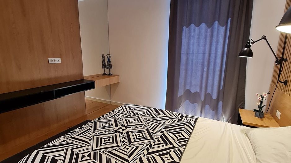 Lux si calitate la 5 minute de Piața Unirii - Poză 17