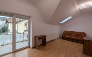 Casa 130 mp utili 4 camere 2 bai garaj curte individuala in Selimbar - Poză 10