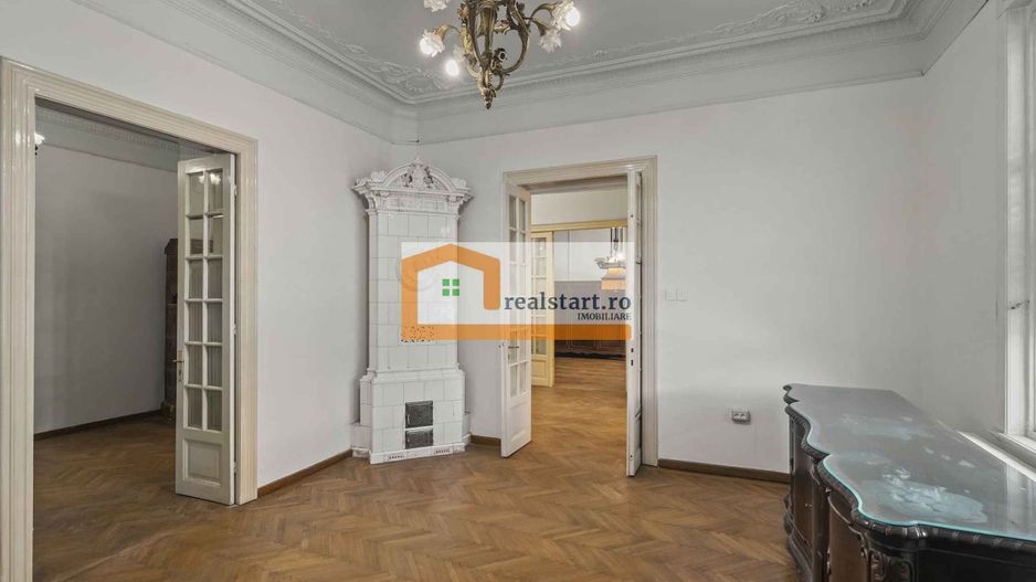 Cartierul Evreiesc, S+P+E+Pod, curte libera 300mp, versatila, - Poză 4