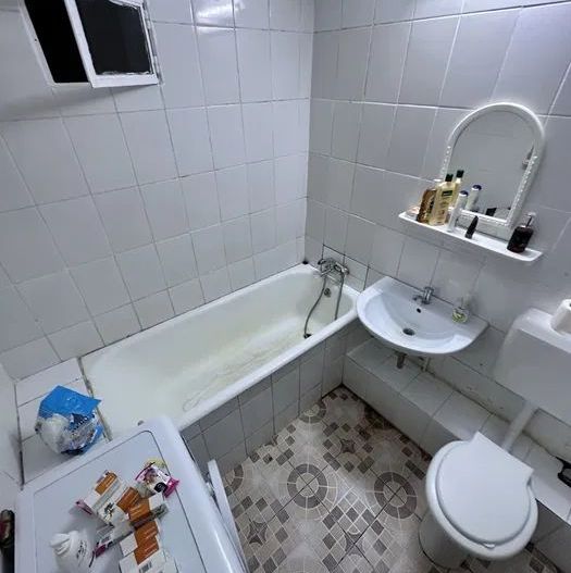 APARTAMENT 3 CAMERE & 2 BAI BLOC 1982 72000EURO SUPER PRET - Poză 8