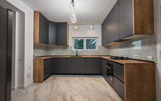 Vilă duplex Pipera, grădină, parcare - Poză 3