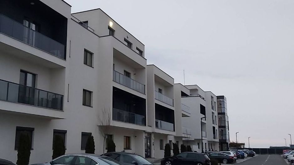 Apartament doua camere Tunari+ loc parcare - Poză 5