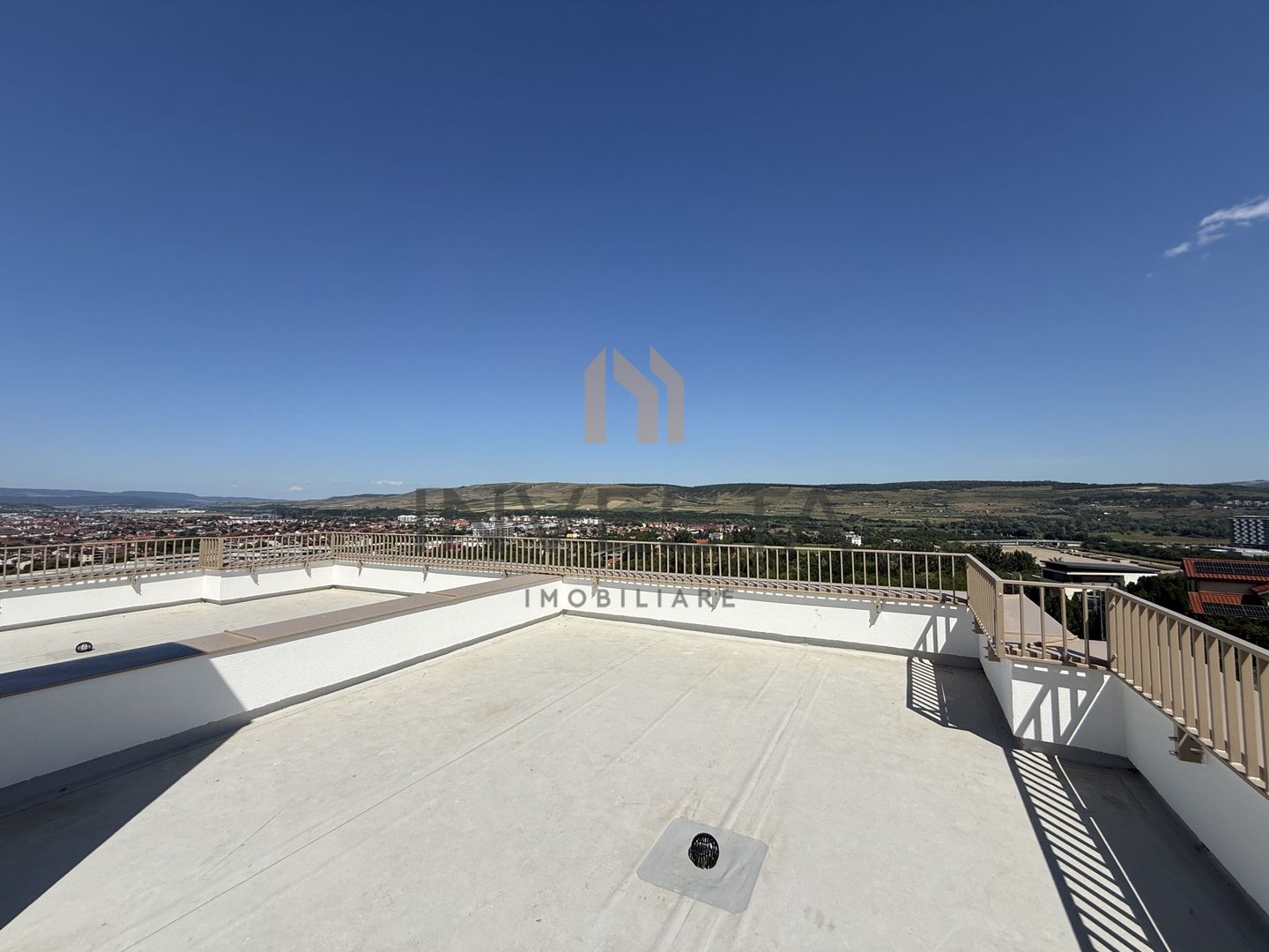 Duplex premium cu terasa panoramica de 75 mp, zona Vivo - Poză 11