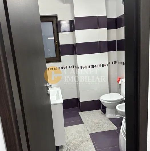 Cug - 2 Camere Decomandat - Etaj 2 + Loc De Parcare - Poză 6