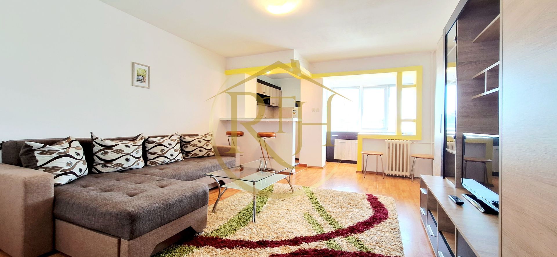 Oferim spre inchiriere apartament 1 camera,Circumvalatiunii,vis-a-vis de GymOne - Poză 1