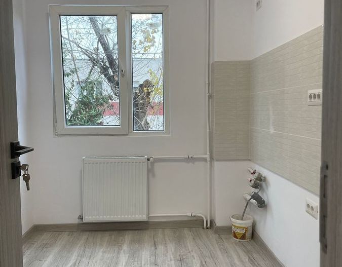 Apartament 3 camere-72mp/renovat/Berceni langa metrou - Poză 8