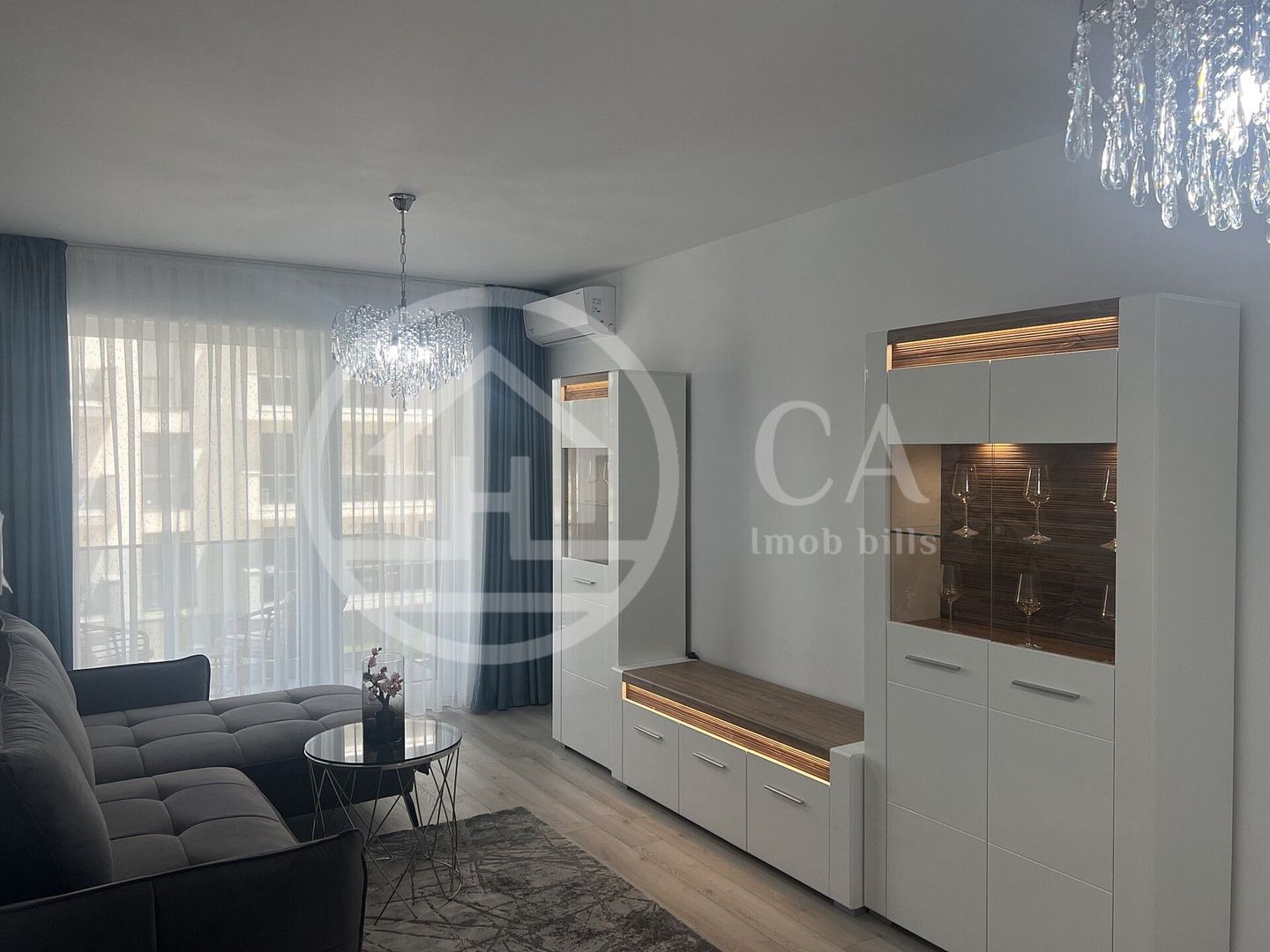 Apartament cu 2 camere de vanzare in Prima Arena Oradea - Poză 1