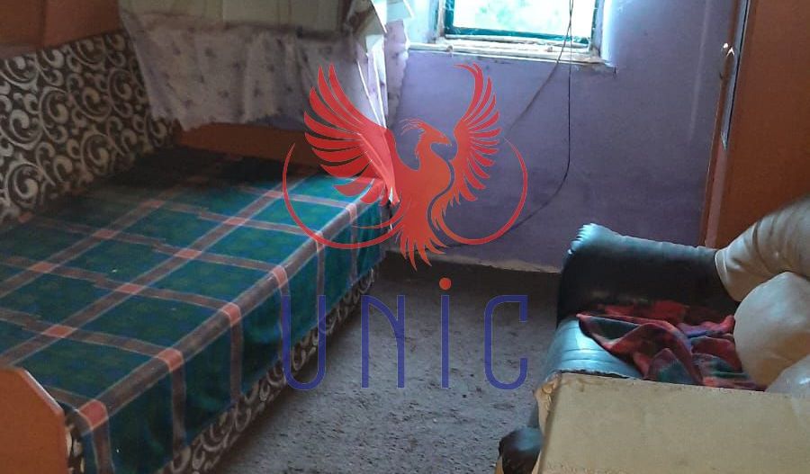 Casa cu teren de 1969 mp - Amarastii de Jos - Poză 5