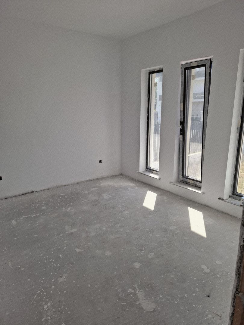 BUFTEA - Vila 5 camere - Poză 12