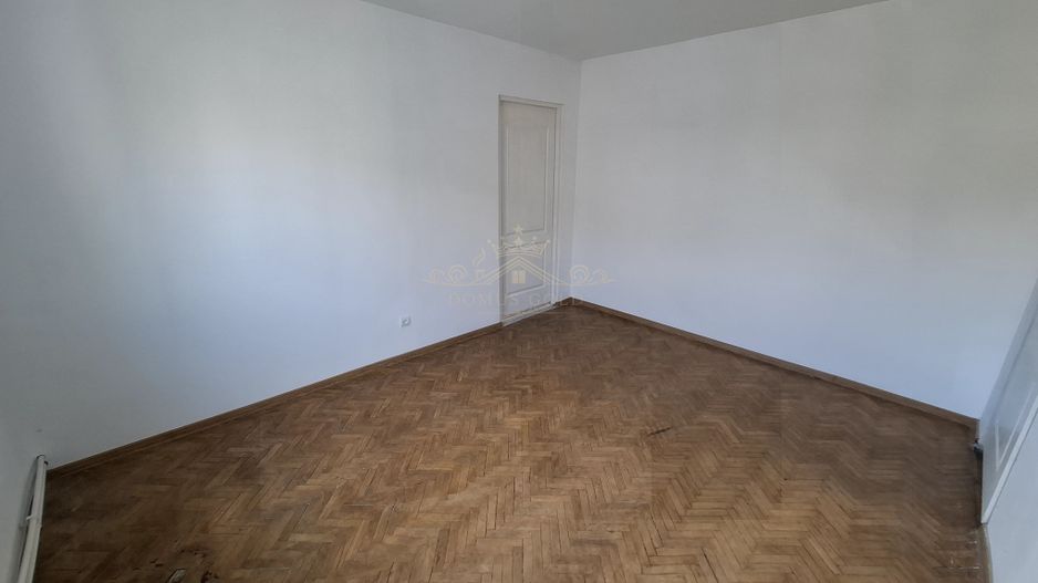 Vind urgent apartament in Turda . - Poză 14