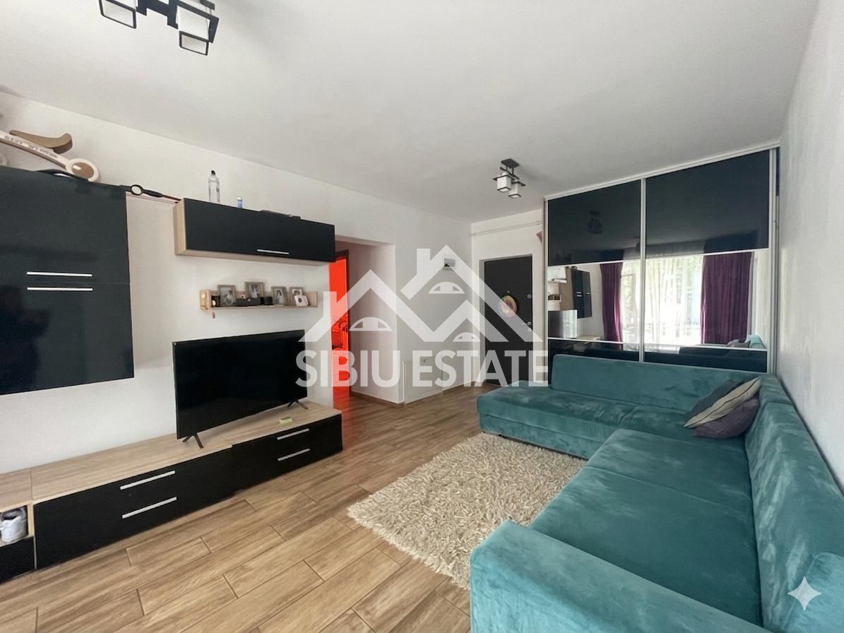 Apartament 3 camere cu grădină 100 mp.  loc de parcare-Calea Cisnadiei - Poză 3