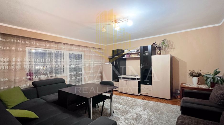 De vanzare 4 camere | 90 mp utili | balcon | zona Garii. - Poză 9