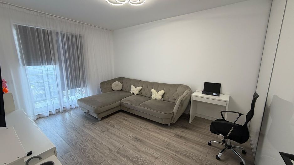 AP. 2 CAMERE- PARCARE INCLUSA, MOBILAT/UTILAT, CENTRALA, COMIS 0% - Poză 3