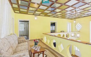 Casă/vilă cu 10 camere – Ineu, centru - Poză 7