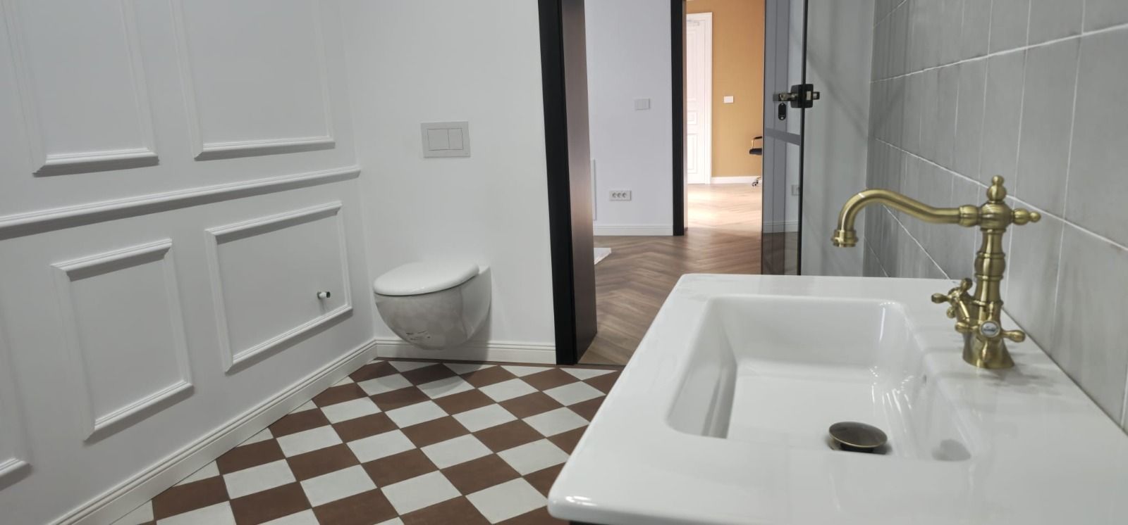 Casă renovată integral – ideală pentru activități profesionale - Poză 14