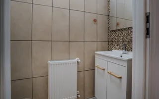 Casa individuala - Ultracentral | Dealul Cetatii | Renovata Integral - Poză 14