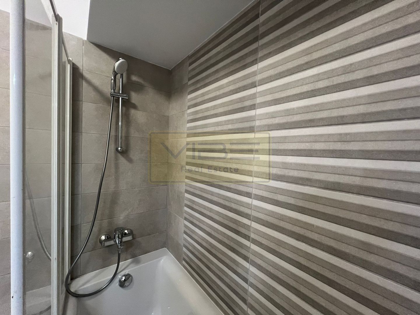 Apartament 1 camera + parcare Conest Evolution - Poză 16