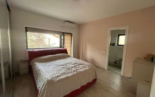 Casa cu 5 camere si garaj - la 100 ml distanta de lacul Grivita - Poză 6