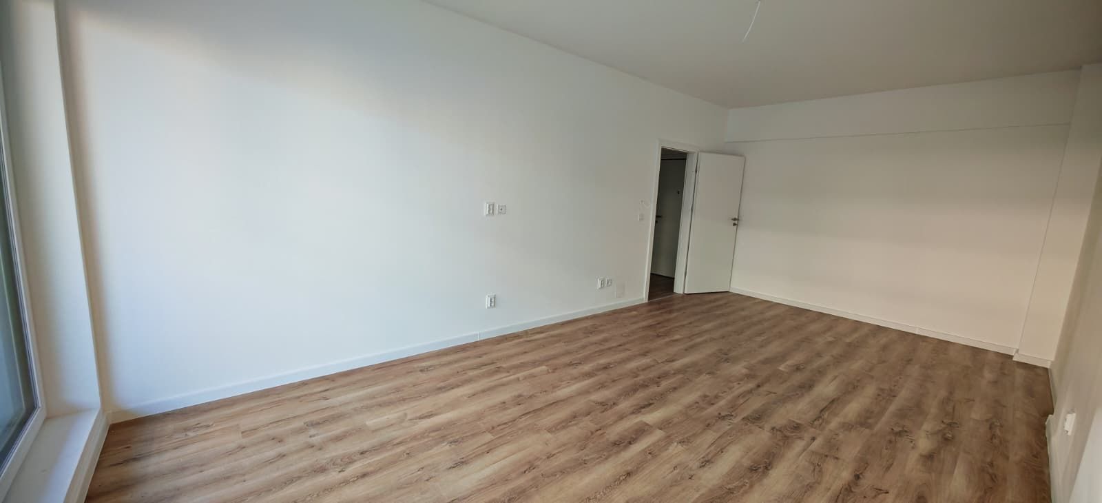 De inchiriat 2 apartamente nemobilate, Dynamic Residence - Tractoru - Poză 14