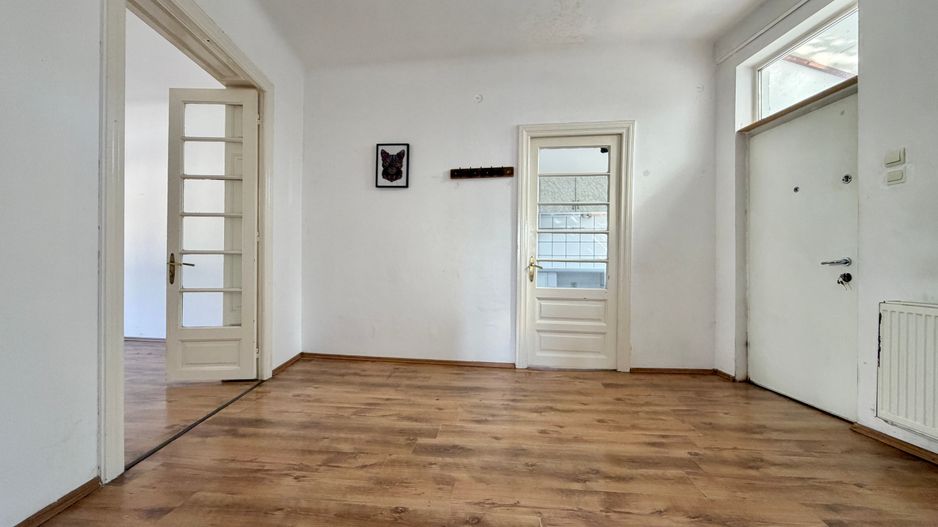 Parte de casă cu 3 camere, curte proprie și teren – Str. Ion Baiulescu - Poză 4