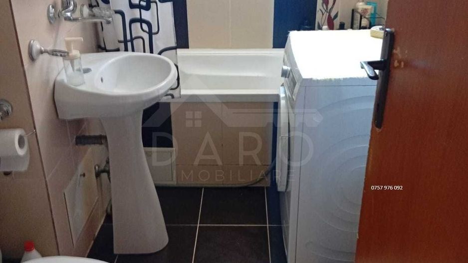 de vanzare apartament cu 2 camere in Cartierul Unirii - Poză 4