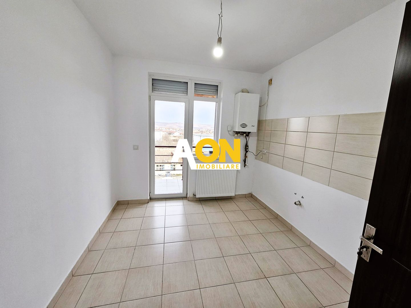 Apartament 5 camere, 121 mp utili, cartier Orhideea - Poză 3