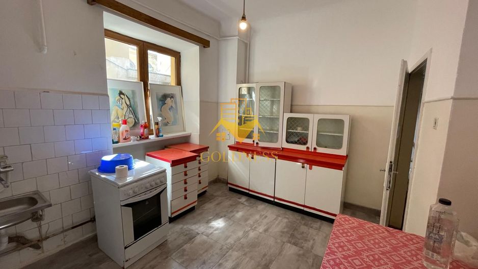 Casă 3 camere, Mihail  Kogalniceanu, Zona Ultracentrală, Curte 240 mp - Poză 4