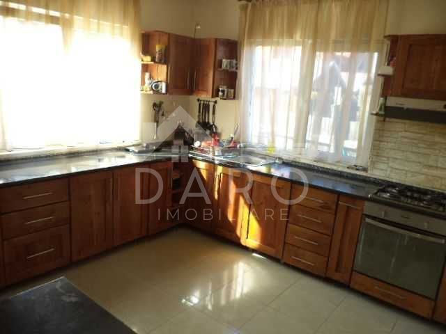 Inchiriez casa noua 7 Noiembrie / Nordului (panouri solare si AC) - Poză 8