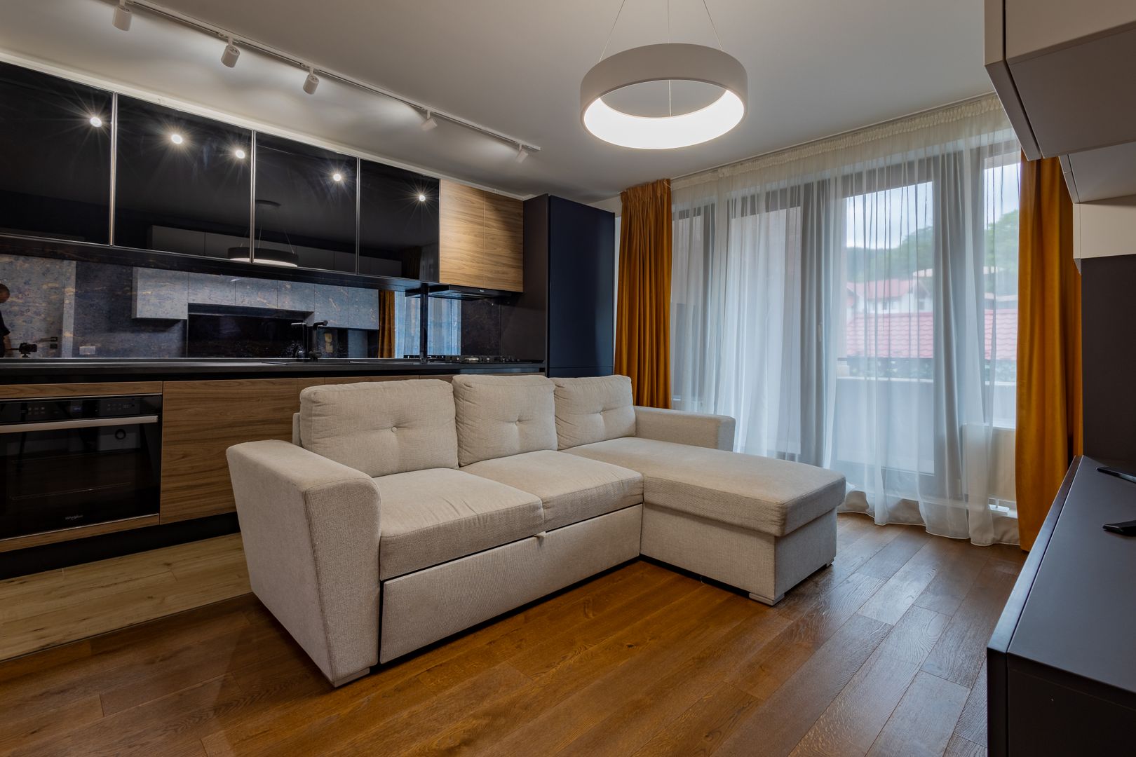 Apartament 2 camere mobilat complet, parcare subterana Schei - Poză 13