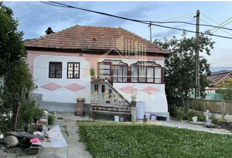 CASA 4 CAMERE, TEREN 1110 MP, DRAGHICI, ARGES - Poză 1