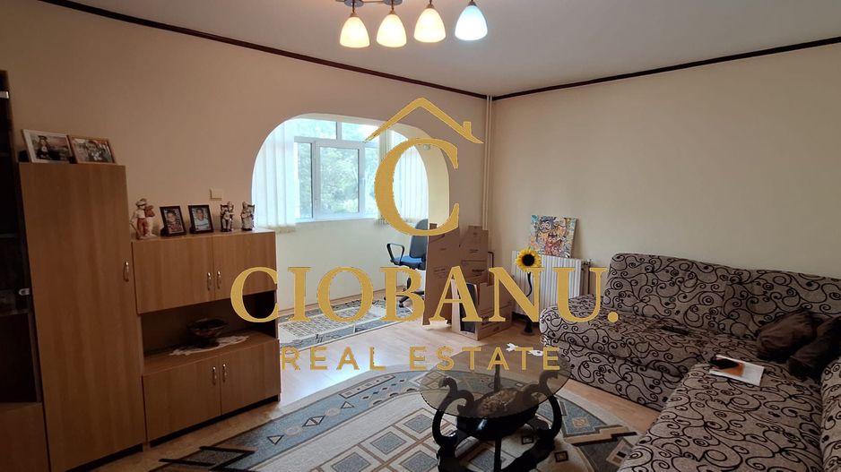 Apartament 3 camere etaj 2/4 DECMOMANDAT zona Rovine - Poză 1