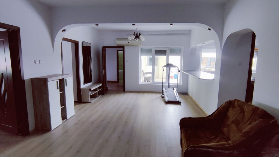 SPATIU BIROURI 110 MP -  GHIRODA - Poză 3
