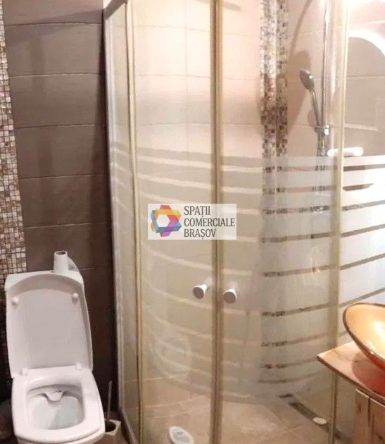 Casa formata din doua apartamente , recent renovata, zona AFI 110 mp - Poză 7