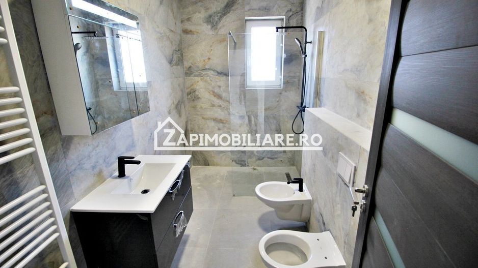 Casa 4 camere la cheie,130 mp,500 mp teren,cartier Unirii - Poză 6
