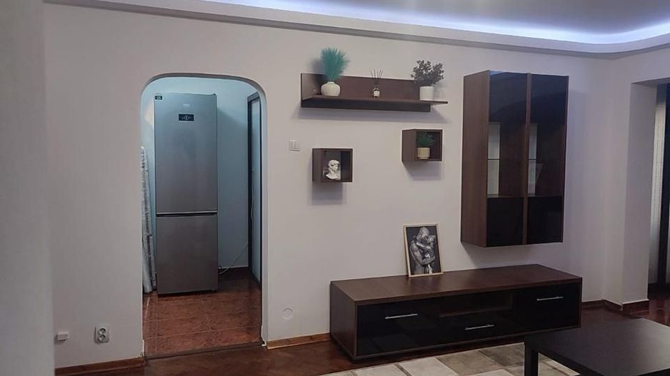 AP. 2 CAMERE PIATA SUDULUI, BUCATARIE INCHISA, METROU 13 MINUTE - Poză 4