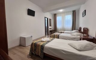 Cazare In Aparthotel Modern Utilat, Ideal pentru Echipe de Muncă - Poză 1