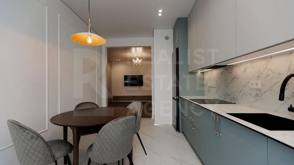 Chirie apartament, 3 camere, strada Moara Roșie, Centru - Poză 1